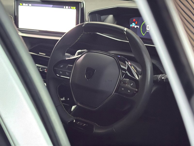 Used Peugeot 2008 2023 for sale - 77200915: Photo 24