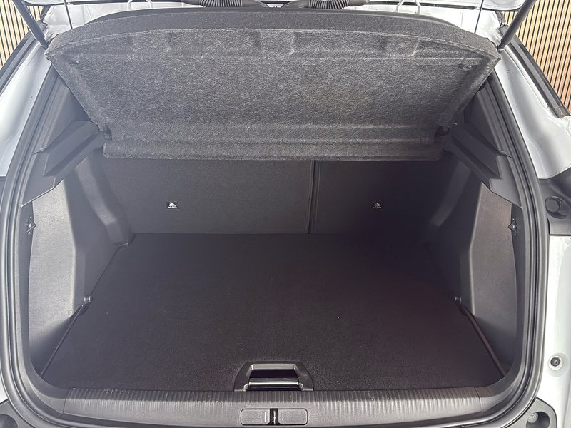 Used Peugeot 2008 2023 for sale - 77200915: Photo 47