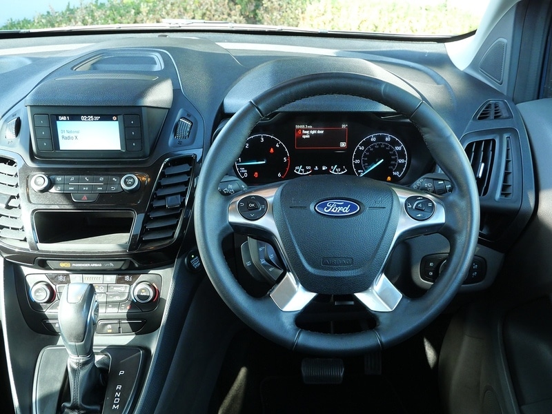 Used Ford Grand Tourneo Connect 2021 for sale - 76482548: Photo 14