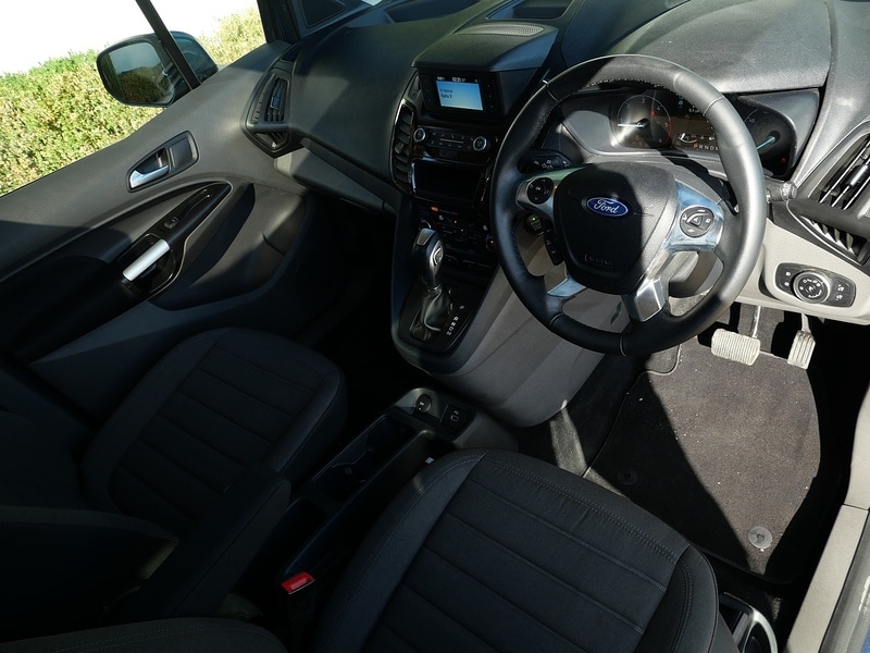 Used Ford Grand Tourneo Connect 2021 for sale - 76482548: Photo 3