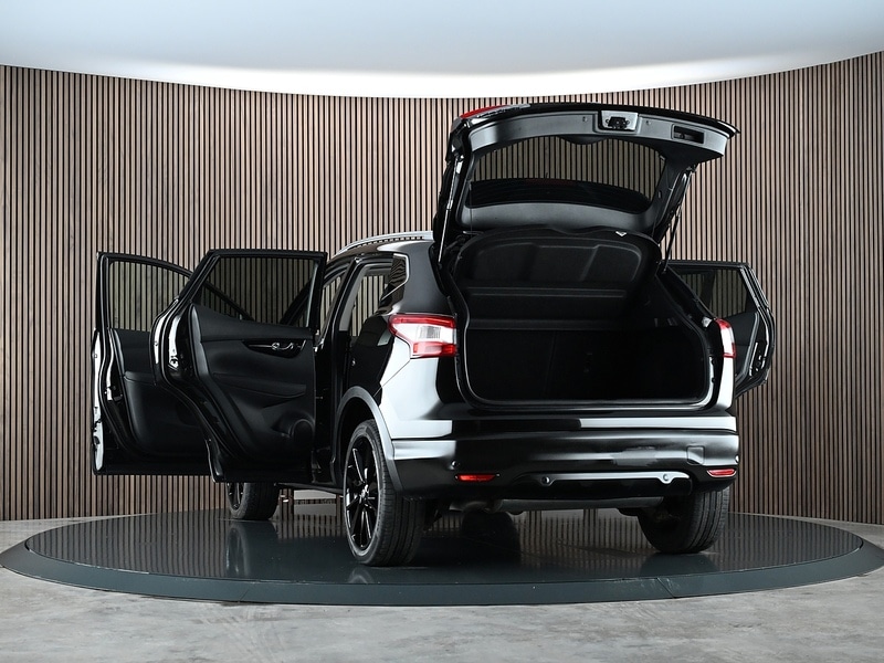 Used Nissan Qashqai 2016 for sale - 77264037: Photo 17