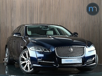 Used Jaguar XJ 2018 for sale - 78806854: Photo