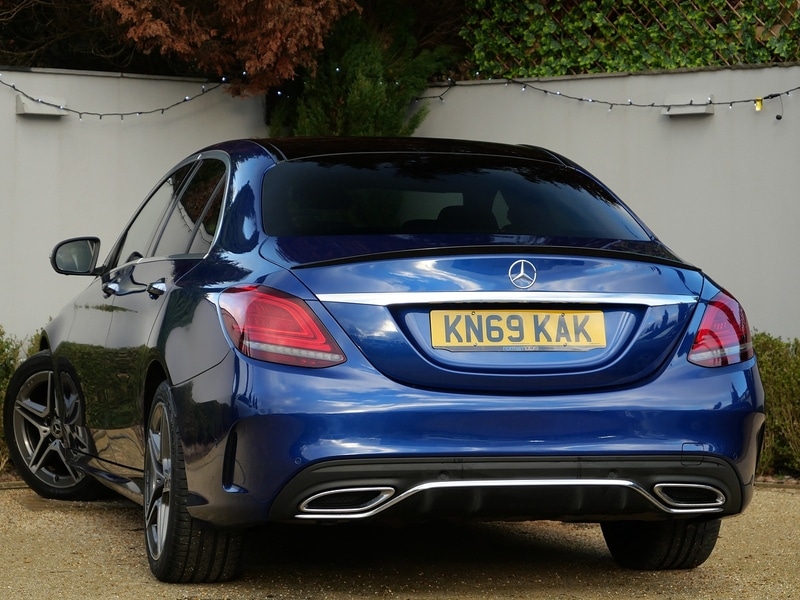 Used Mercedes-Benz C Class 2020 for sale - 76910764: Photo 2