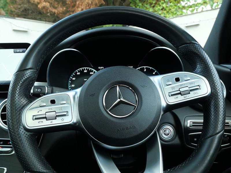 Used Mercedes-Benz C Class 2020 for sale - 76910764: Photo 25