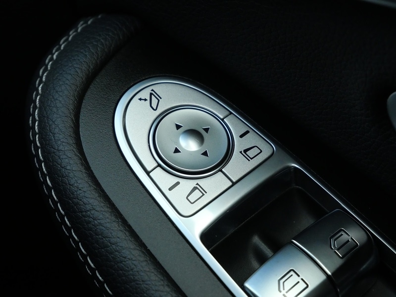 Used Mercedes-Benz C Class 2020 for sale - 76910764: Photo 29