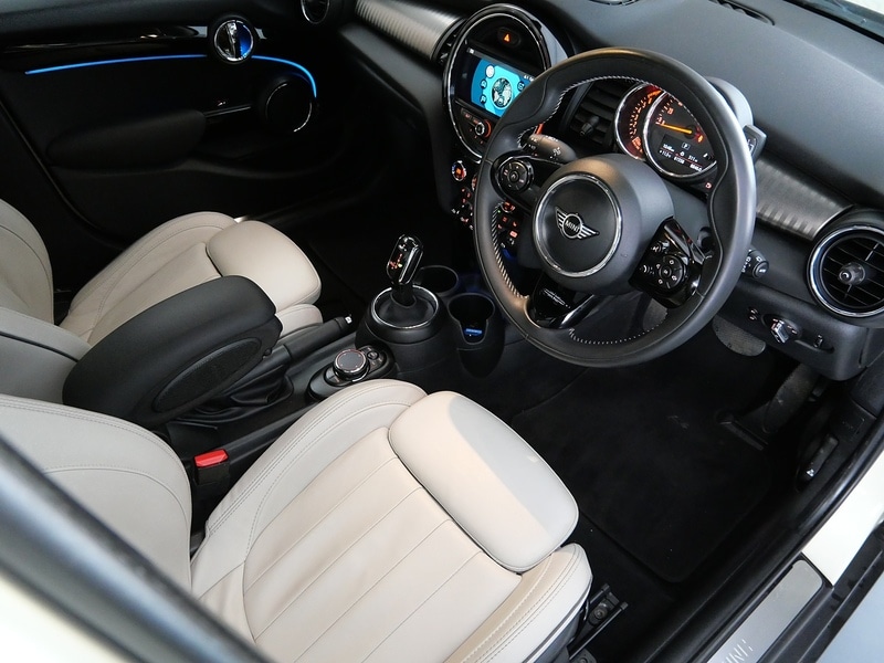 Used MINI Hatch 2018 for sale - 77840775: Photo 3