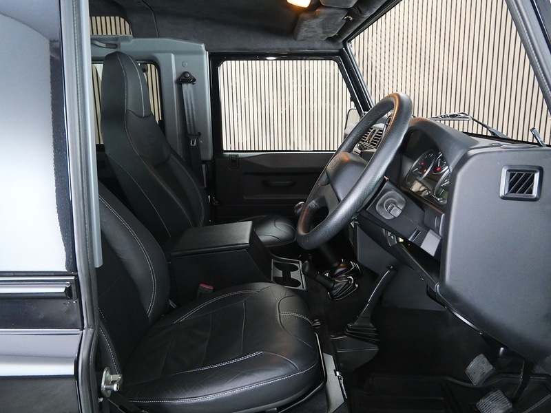 Used Land Rover Defender 2015 for sale - 77250878: Photo 19