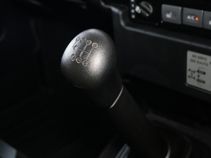 Used Land Rover Defender 2015 for sale - 77250878: Photo 25