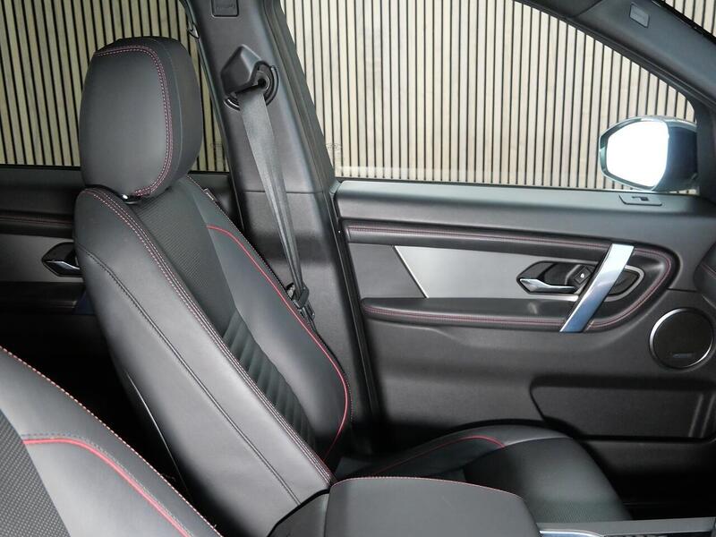 Used Land Rover Discovery Sport 2022 for sale - 77840749: Photo 31