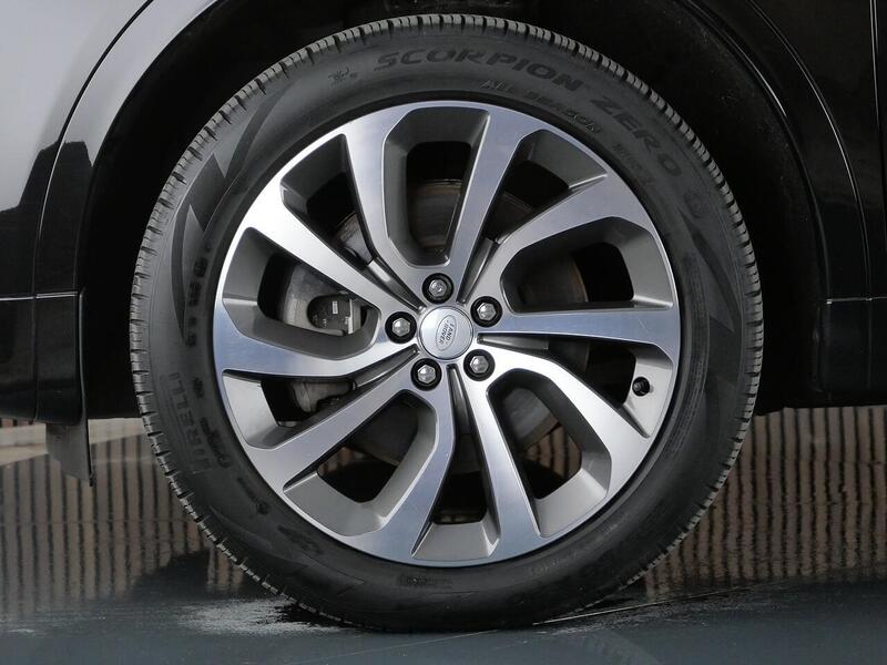 Used Land Rover Discovery Sport 2022 for sale - 77840749: Photo 46