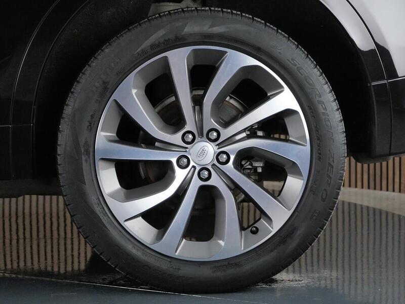 Used Land Rover Discovery Sport 2022 for sale - 77840749: Photo 47