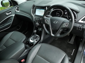 Used Hyundai Santa Fe 2016 for sale - 75574167: Photo