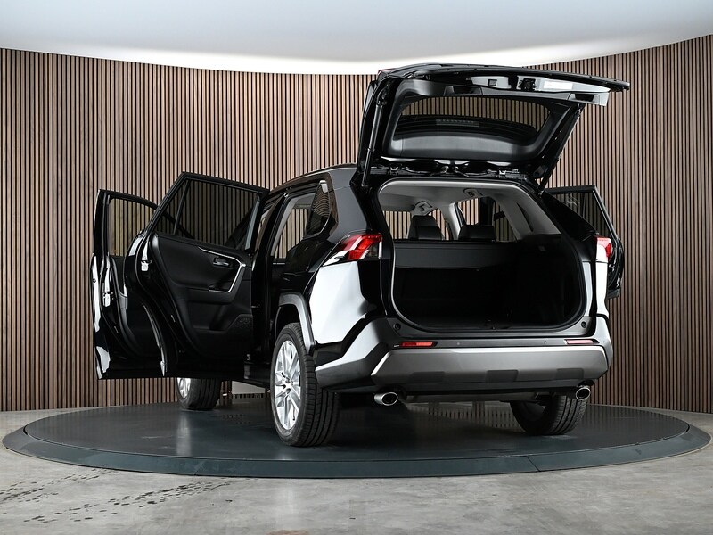 Used Toyota RAV4 2021 for sale - 77840767: Photo 17