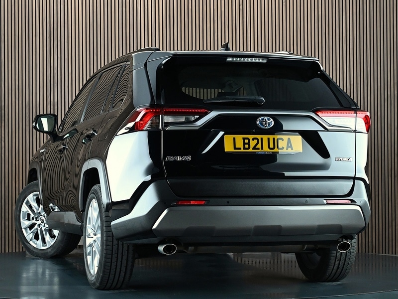 Used Toyota RAV4 2021 for sale - 77840767: Photo 2