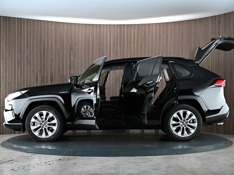 Used Toyota RAV4 2021 for sale - 77840767: Photo 21