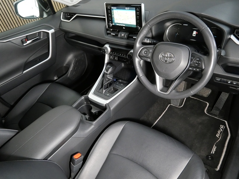 Used Toyota RAV4 2021 for sale - 77840767: Photo 3