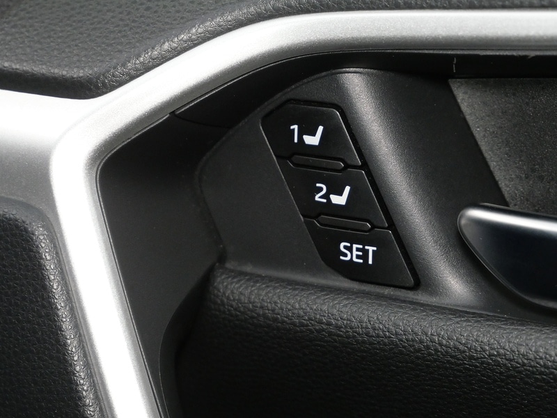 Used Toyota RAV4 2021 for sale - 77840767: Photo 41