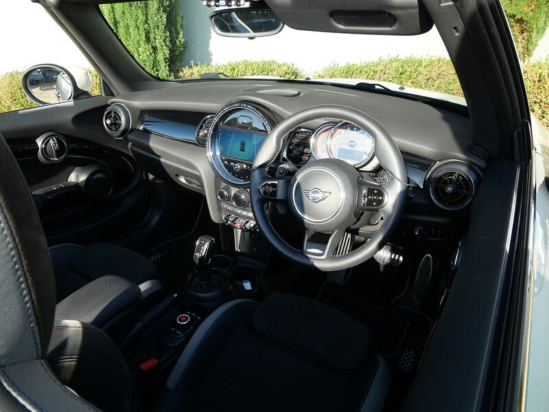 Used MINI Convertible 2021 for sale - 76357094: Photo 3
