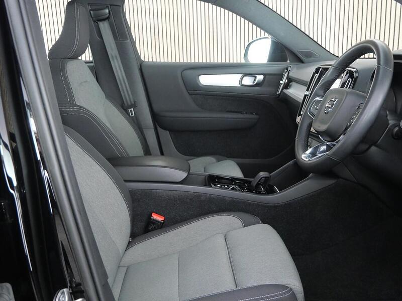 Used Volvo XC40 2022 for sale - 77213072: Photo 32