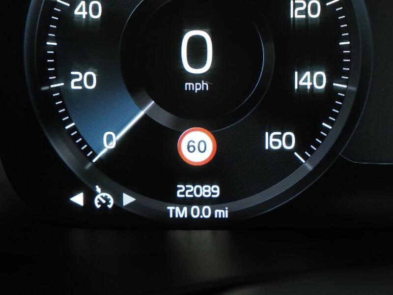 Used Volvo XC40 2022 for sale - 77213072: Photo 48