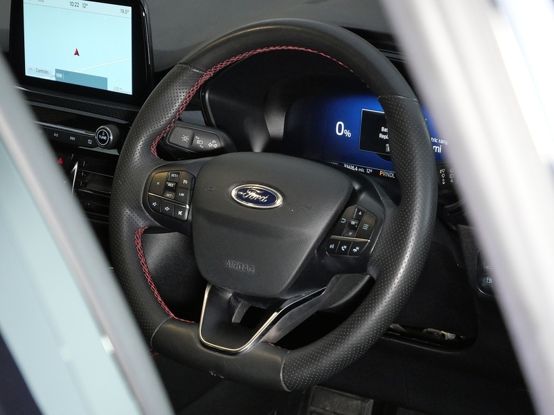 Used Ford Kuga 2023 for sale - 77937387: Photo 24