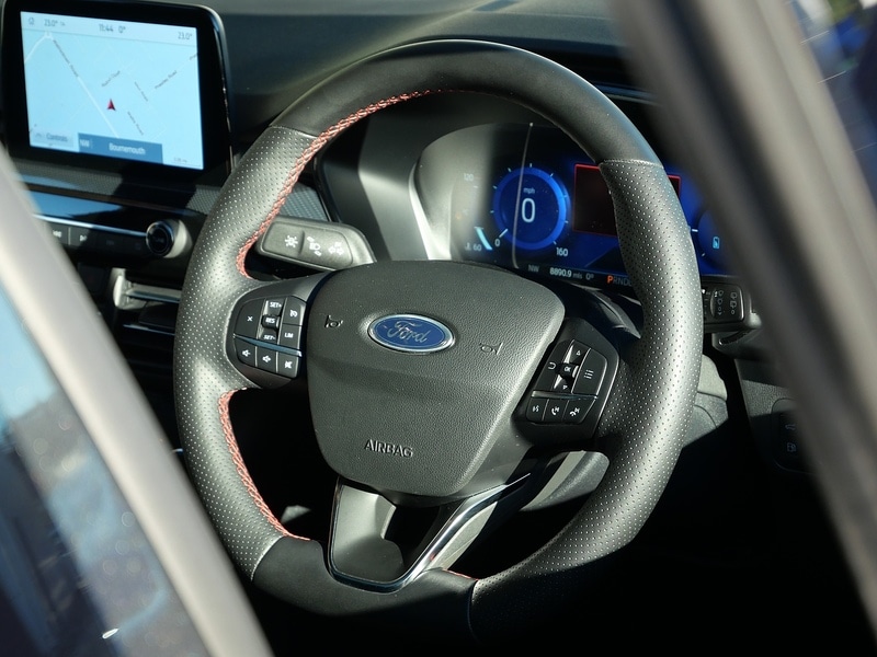 Used Ford Kuga 2023 for sale - 76655505: Photo 12