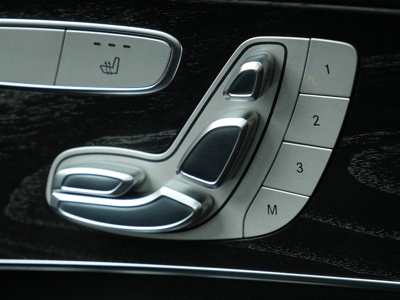 Used Mercedes-Benz GLC 2018 for sale - 76426353: Photo 21