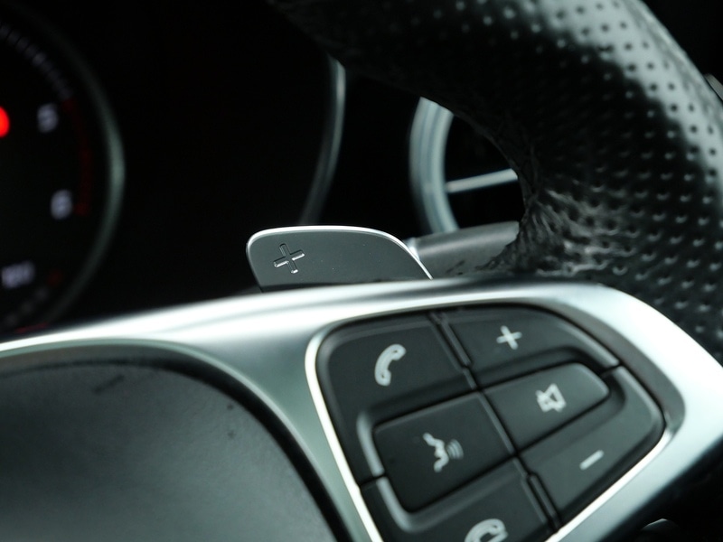 Used Mercedes-Benz GLC 2018 for sale - 76426353: Photo 27