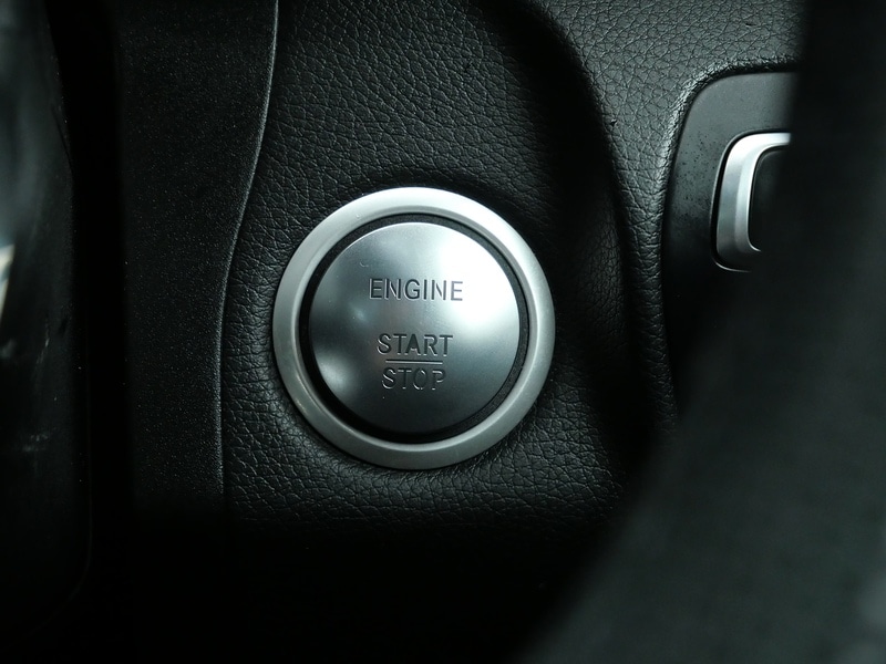 Used Mercedes-Benz GLC 2018 for sale - 76426353: Photo 29