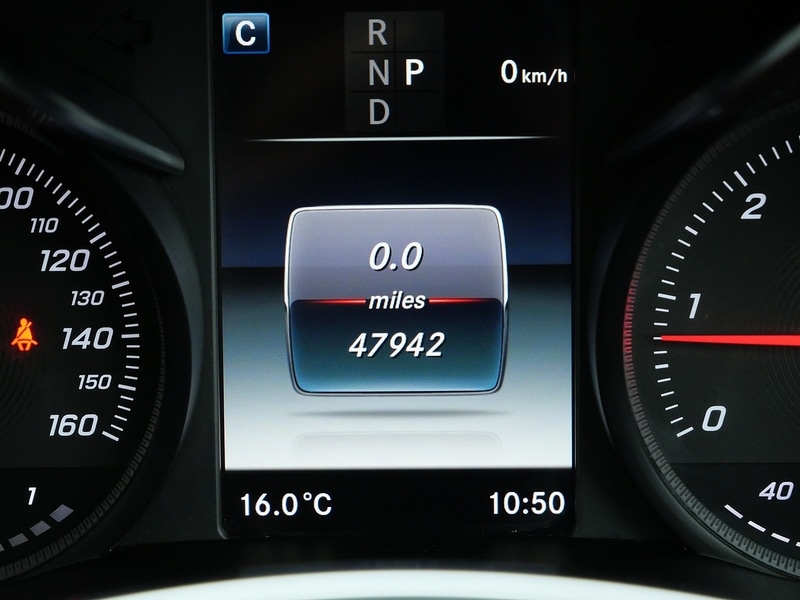 Used Mercedes-Benz GLC 2018 for sale - 76426353: Photo 35