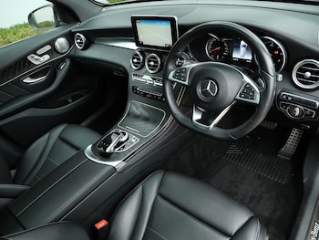 Used Mercedes-Benz GLC 2018 for sale - 76426353: Photo