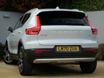 Used Volvo XC40 2020 for sale - 75961198: Photo 2