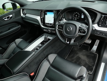 Used Volvo XC60 2019 for sale - 75516518: Photo