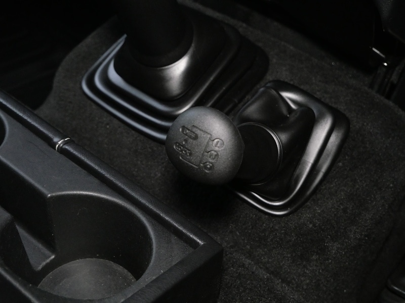 Used Land Rover Defender 90 2015 for sale - 77154004: Photo 26