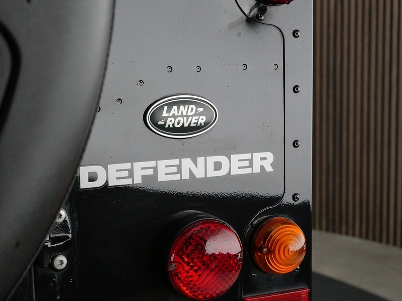 Used Land Rover Defender 90 2015 for sale - 77154004: Photo 29