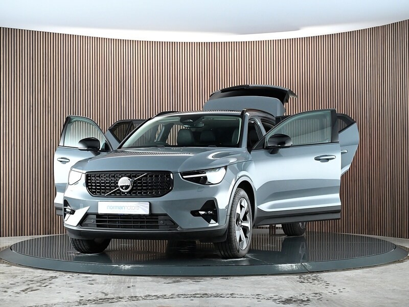 Used Volvo XC40 2023 for sale - 77840680: Photo 16