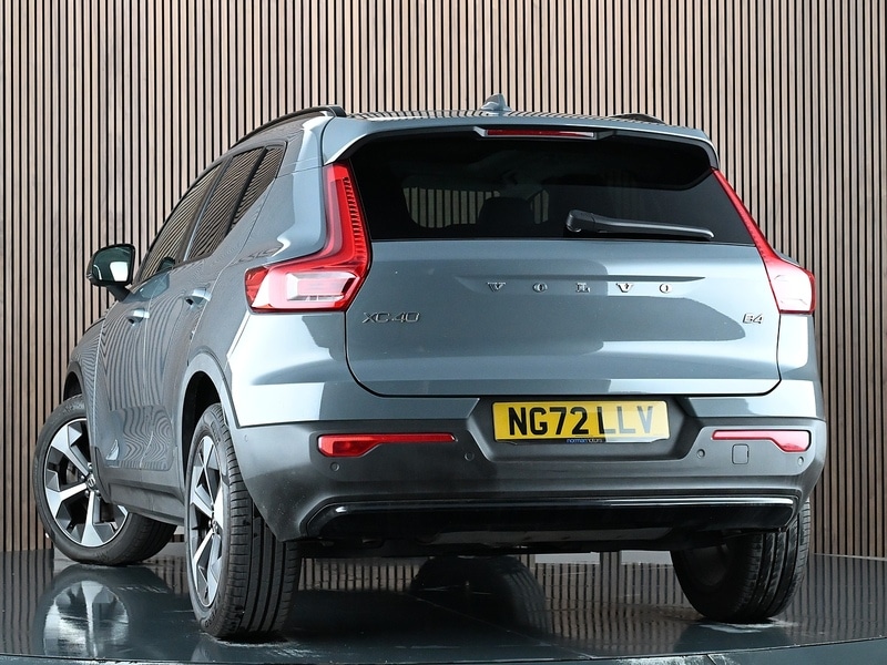 Used Volvo XC40 2023 for sale - 77840680: Photo 2