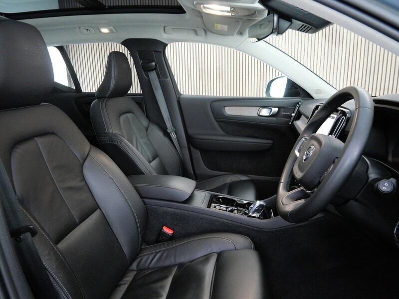 Used Volvo XC40 2023 for sale - 77840680: Photo 31