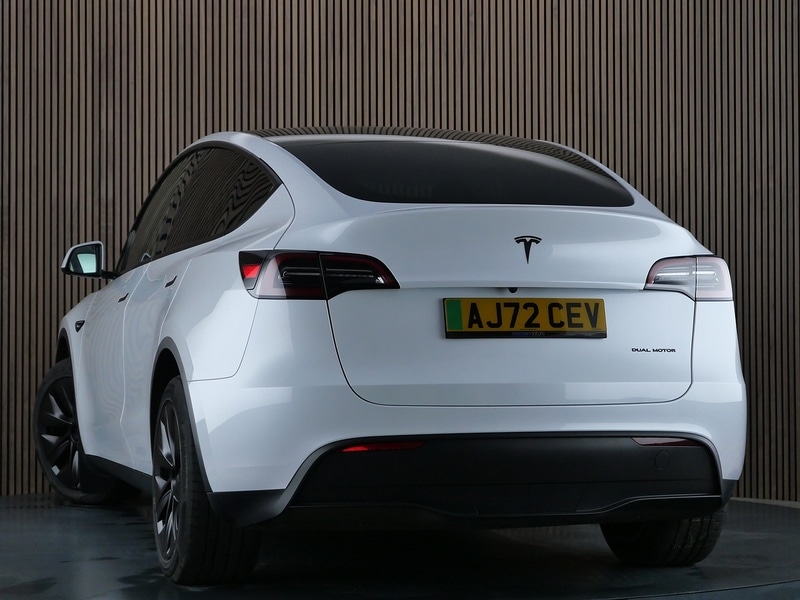 Used Tesla Model Y 2022 for sale - 77172713: Photo 2