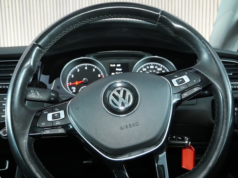 Used Volkswagen Golf 2017 for sale - 77065427: Photo 14