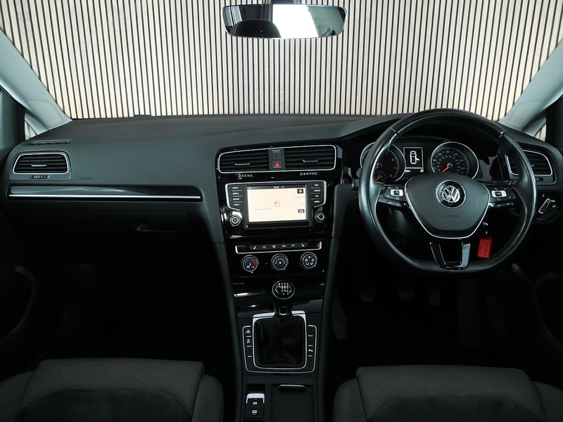 Used Volkswagen Golf 2017 for sale - 77065427: Photo 20