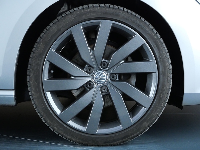 Used Volkswagen Golf 2017 for sale - 77065427: Photo 25