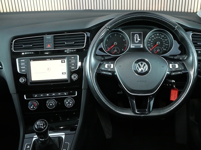 Used Volkswagen Golf 2017 for sale - 77065427: Photo 36