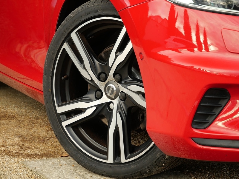 Used Volvo V40 2018 for sale - 76712172: Photo 10