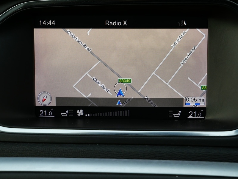 Used Volvo V40 2018 for sale - 76712172: Photo 13