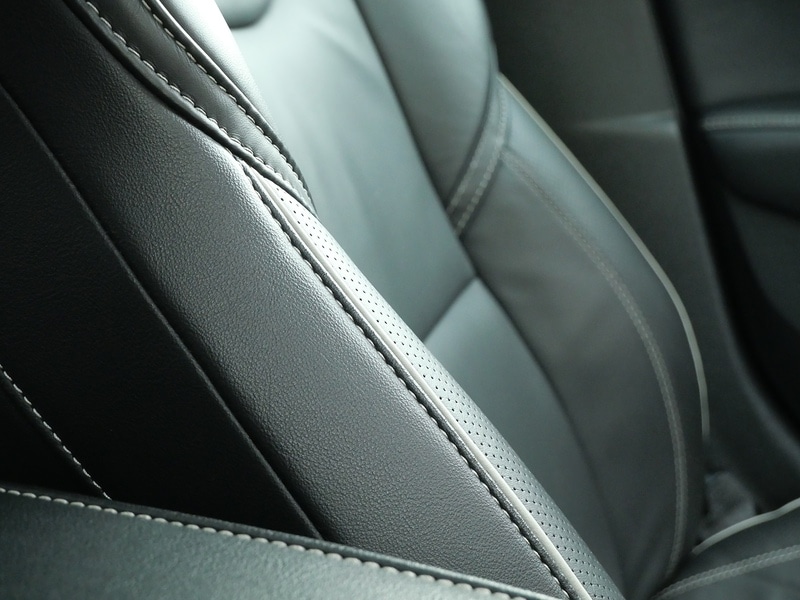 Used Volvo V40 2018 for sale - 76712172: Photo 15