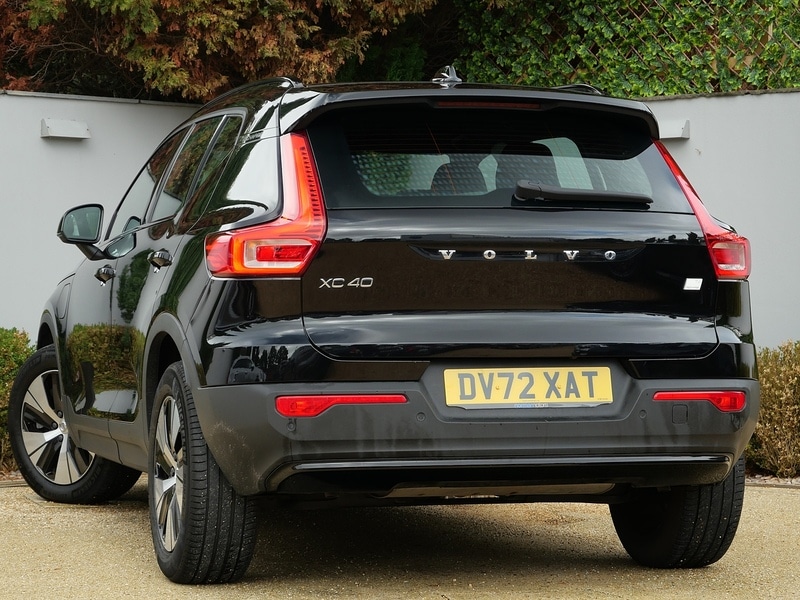 Used Volvo XC40 2022 for sale - 76450327: Photo 2