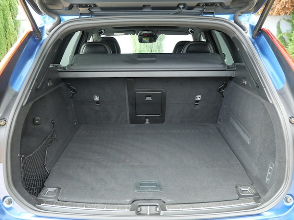 Used Volvo XC60 2017 for sale - 76193941: Photo 18