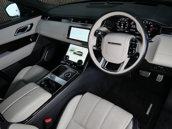 Used Land Rover Range Rover Velar 2018 for sale - 78659041: Photo