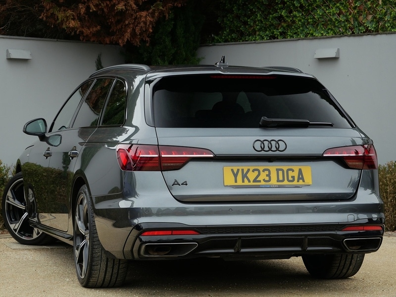 Used Audi A4 2023 for sale - 76106340: Photo 2
